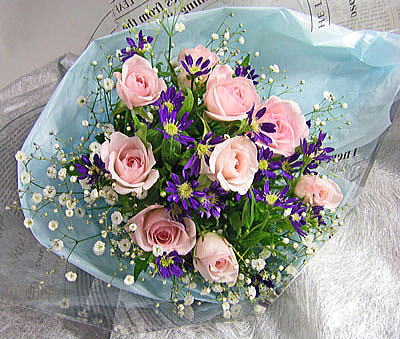 都忘れとバラの花束
