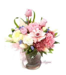 ワスレナグサを使ったプリザーブドアレンジメント